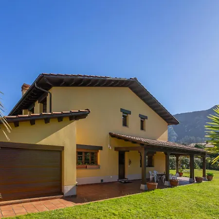 Casa Africa En Ribadesella Rum i privatbostad *