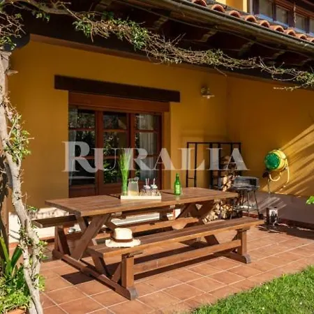 Casa Africa En Ribadesella Homestay *
